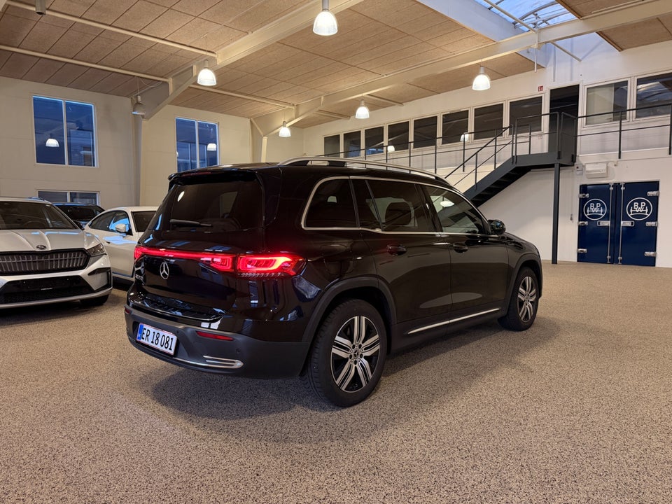 Mercedes EQB250 Progressive 5d