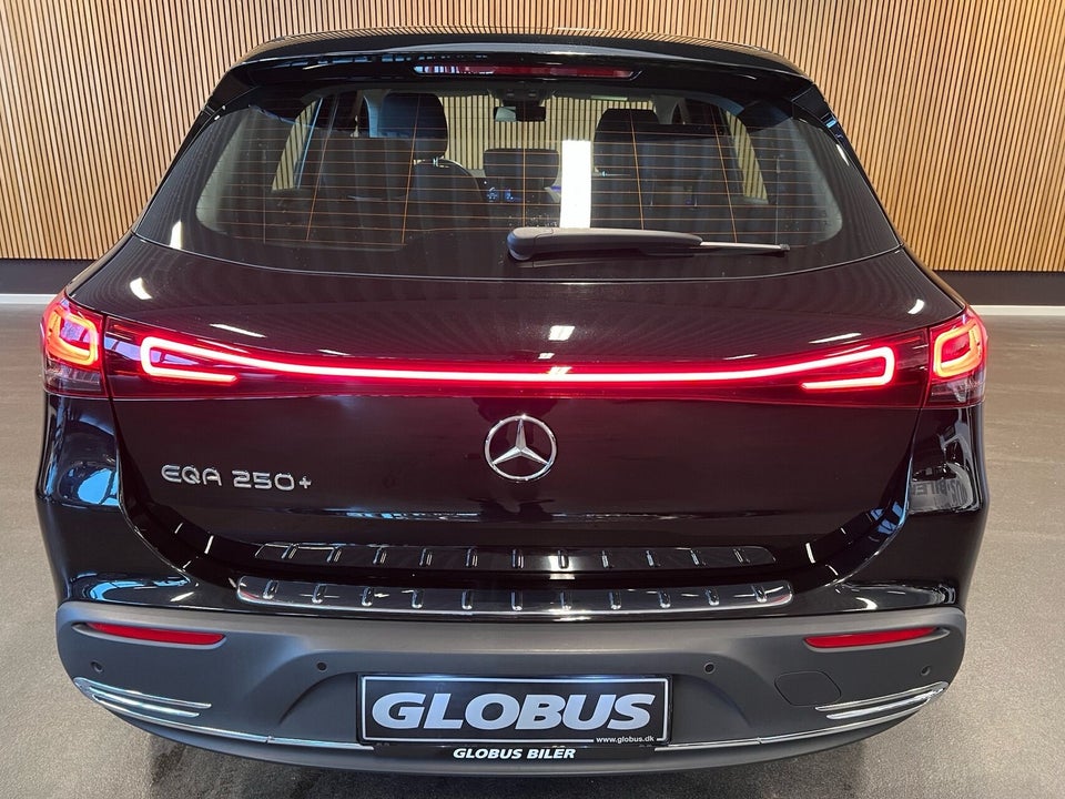 Mercedes EQA250+ Electric Art 5d