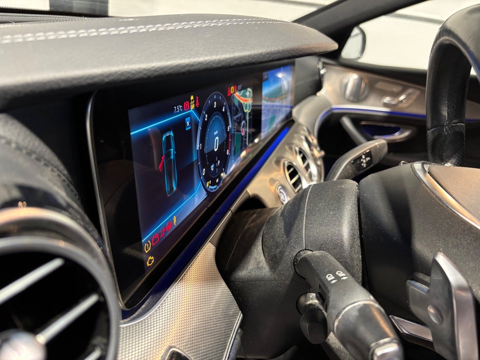 Mercedes E220 d 2,0 AMG Line stc. aut. 5d