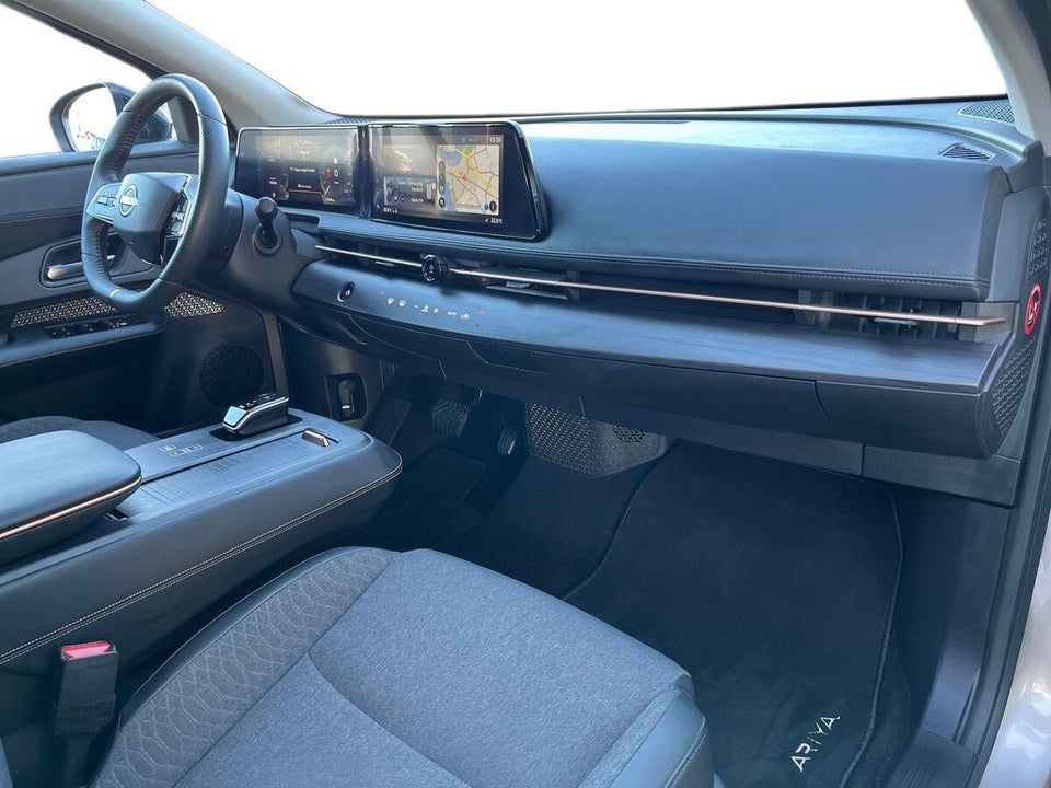 Nissan Ariya 63 Advance 5d