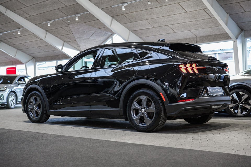 Ford Mustang Mach-E 75 Standard Range 5d