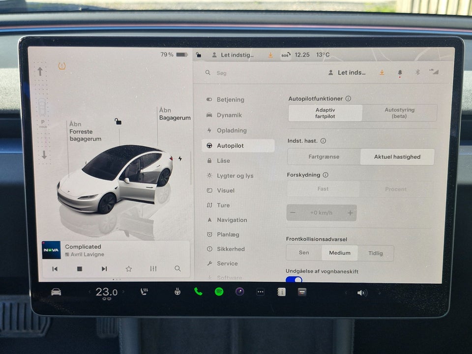 Tesla Model 3 RWD 4d