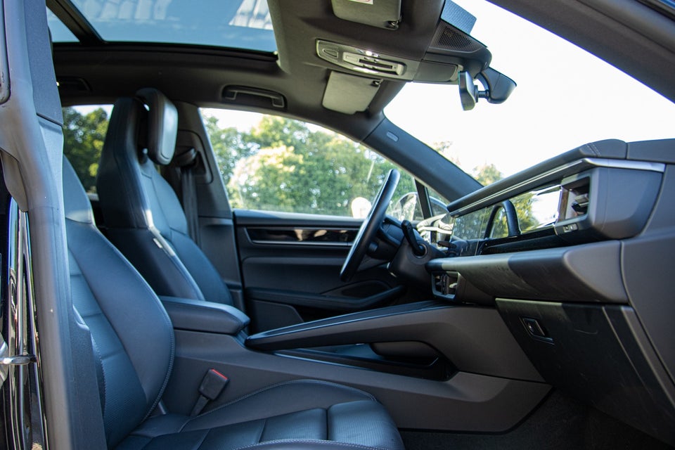 Porsche Macan 5d