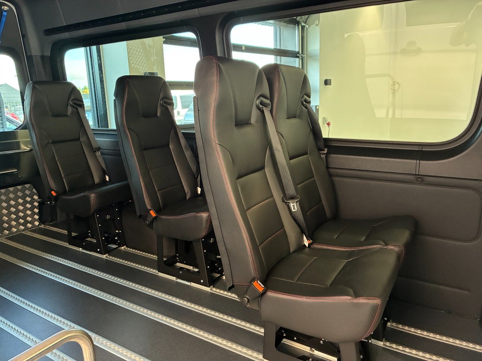 Mercedes Sprinter 317 2,0 CDi A2 Tourer PRO aut. RWD
