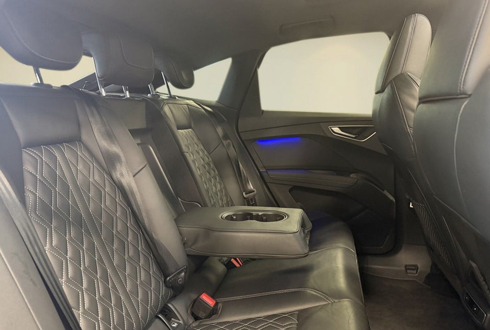 Audi Q4 e-tron 40 S-line Sportback 5d