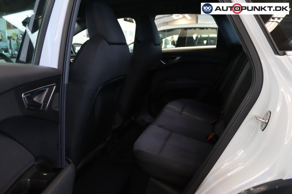 Audi Q4 e-tron 45 Progress 5d