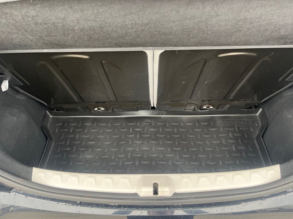 Toyota Aygo 1,0 VVT-i x-black 5d