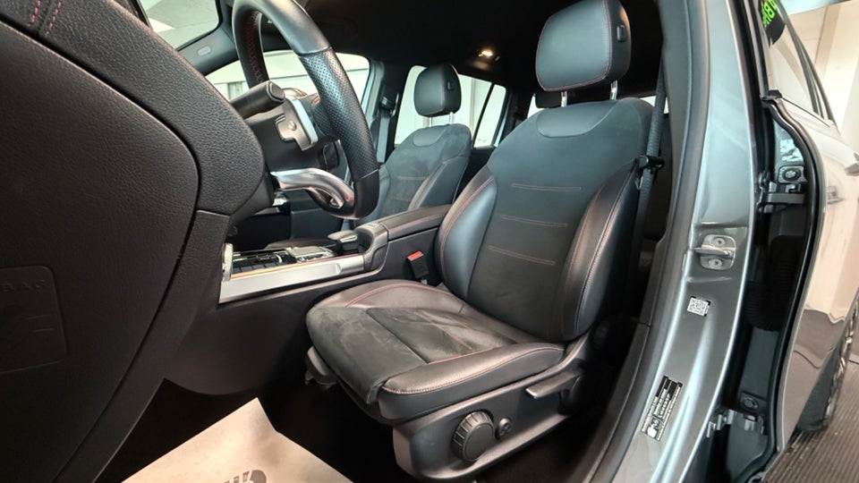 Mercedes EQB250 AMG Line 5d