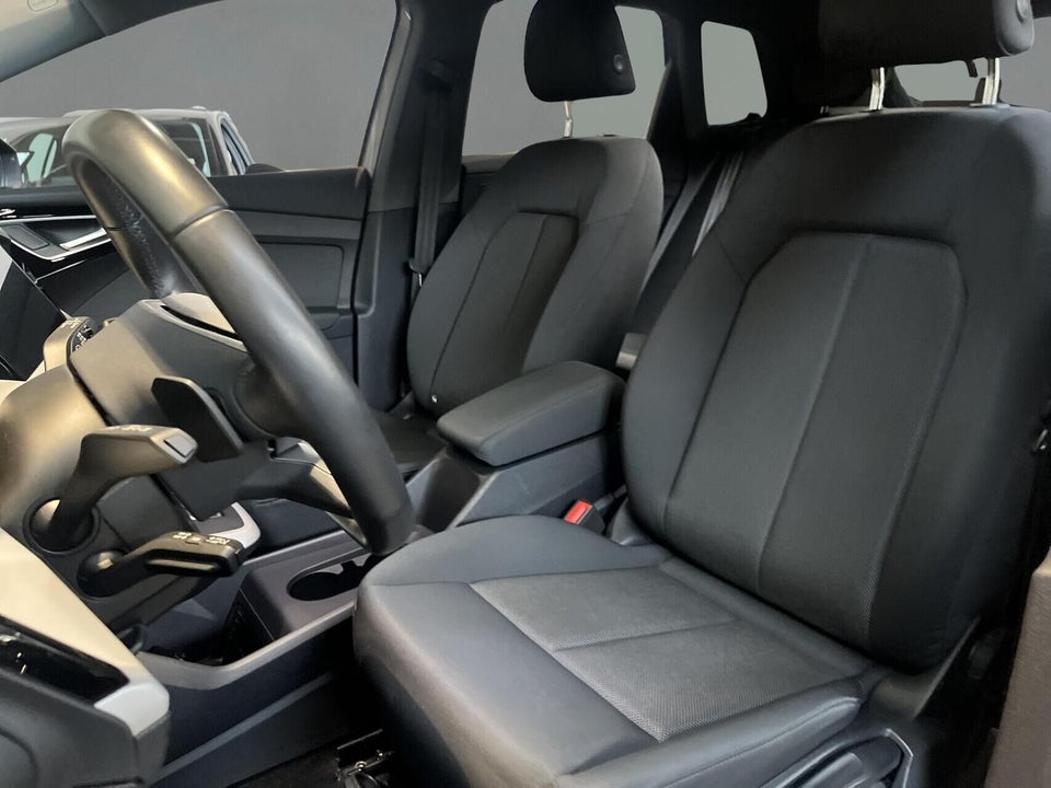 Audi Q4 e-tron 45 S-line 5d