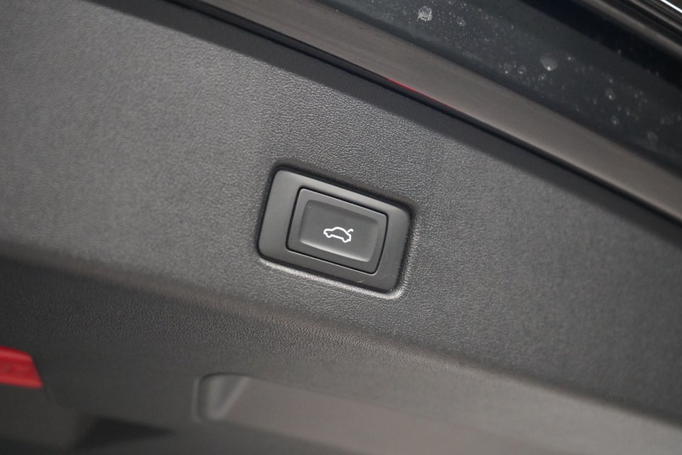 Audi Q4 e-tron 45 S-line 5d