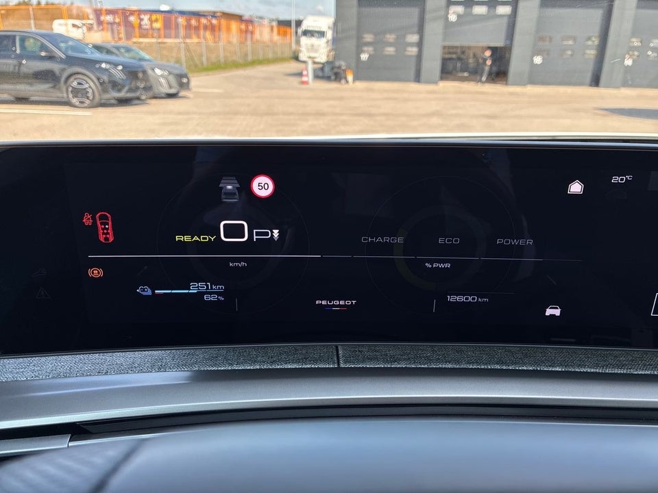 Peugeot e-5008 77 GT Pack 7prs 5d