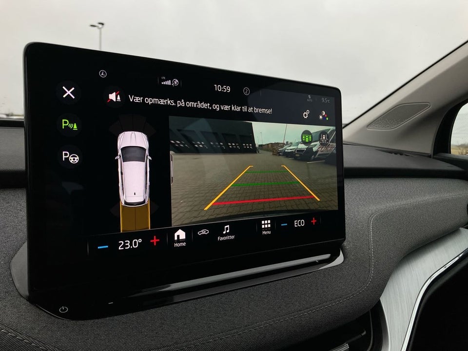 Skoda Enyaq 60 iV Loft 5d