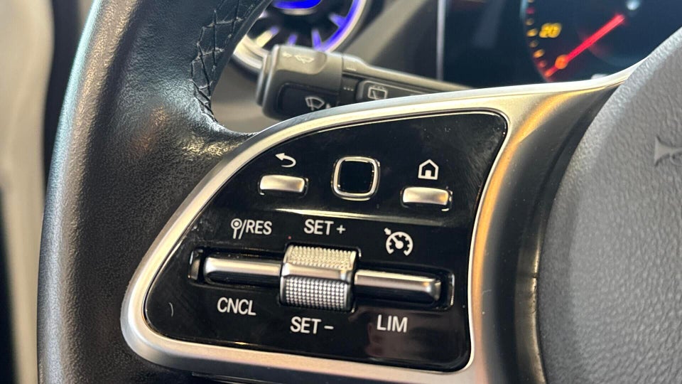 Mercedes EQA300 Progressive 4Matic 5d