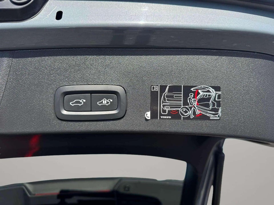 Volvo XC40 P6 ReCharge Plus 5d