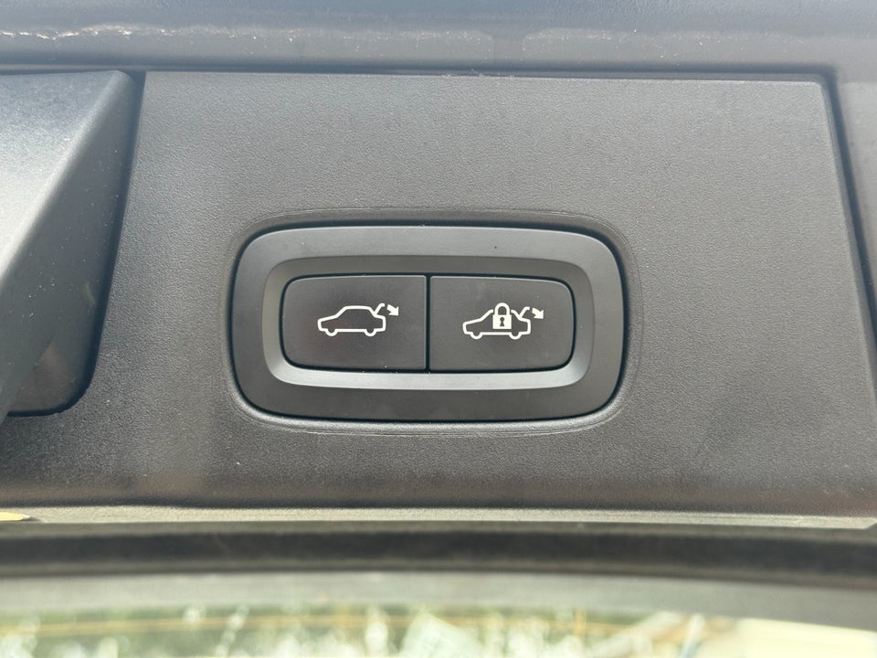 Volvo V90 2,0 D4 190 Momentum aut. 5d