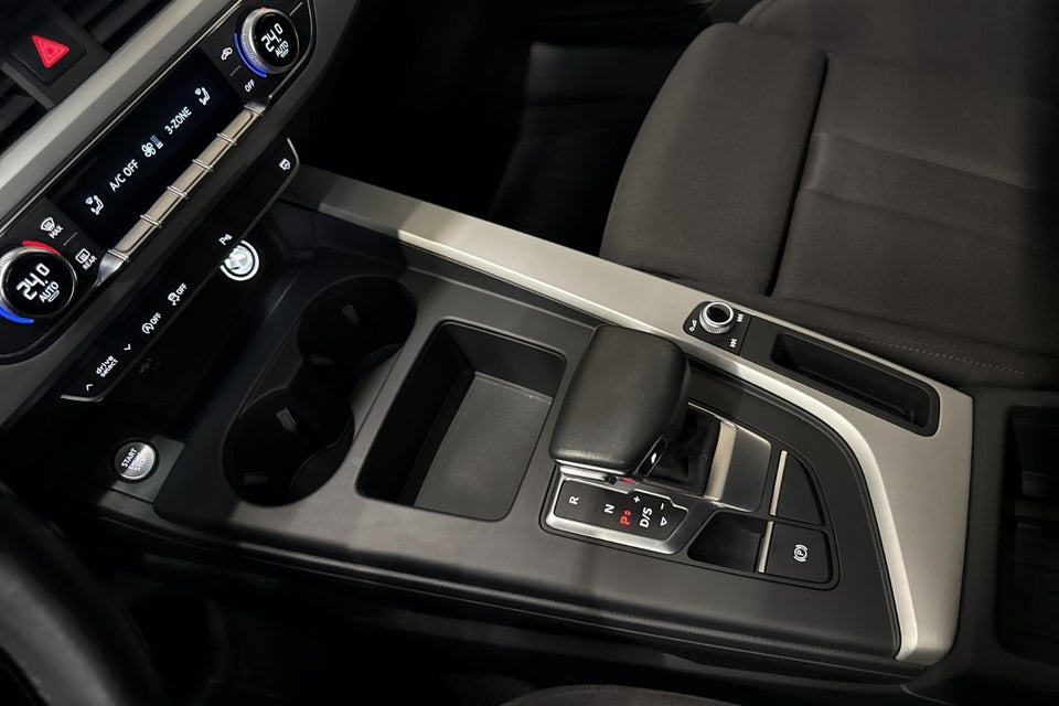 Audi A4 40 TFSi Advanced Prestige Tour plus Avant S-tr. 5d