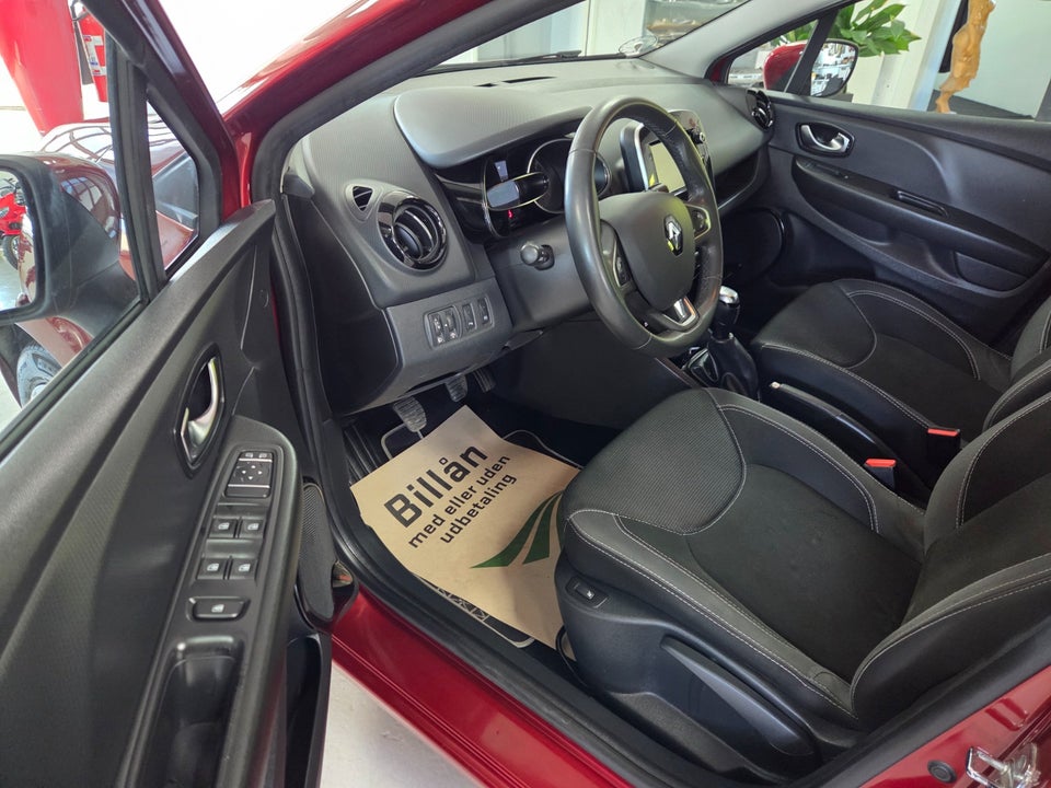 Renault Clio IV 0,9 TCe 90 Expression Sport Tourer 5d
