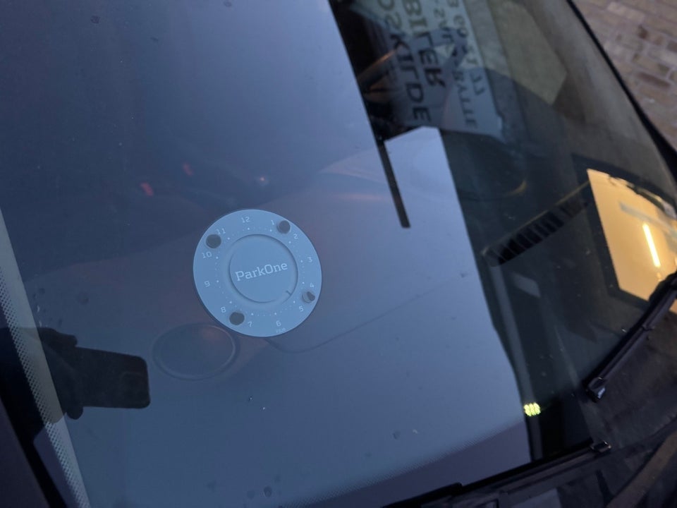 Renault Clio III 1,2 16V Authentique BeatUp aut. 5d