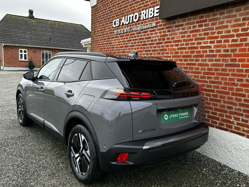 Peugeot e-2008 54 GT 5d