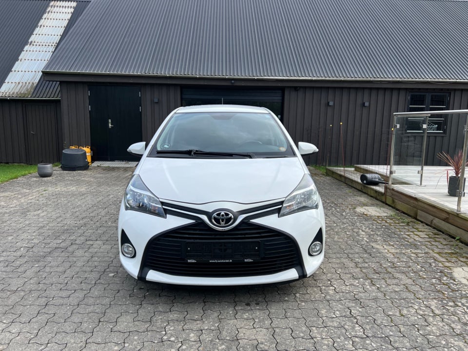 Toyota Yaris 1,0 VVT-i T1 Style 5d