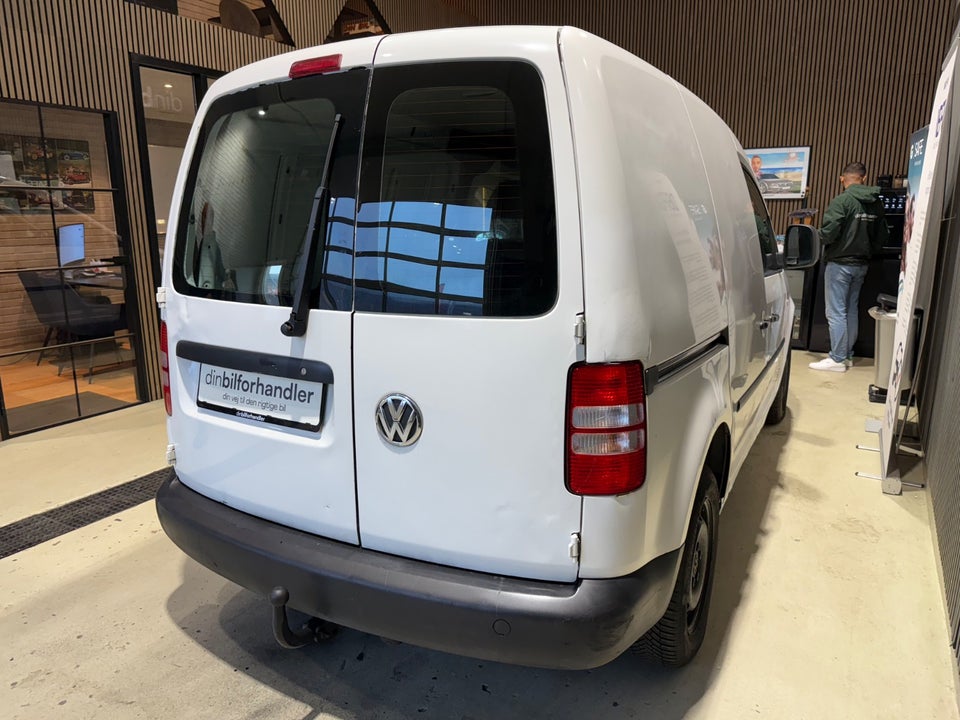 VW Caddy 1,6 TDi 75 BMT Van 4d
