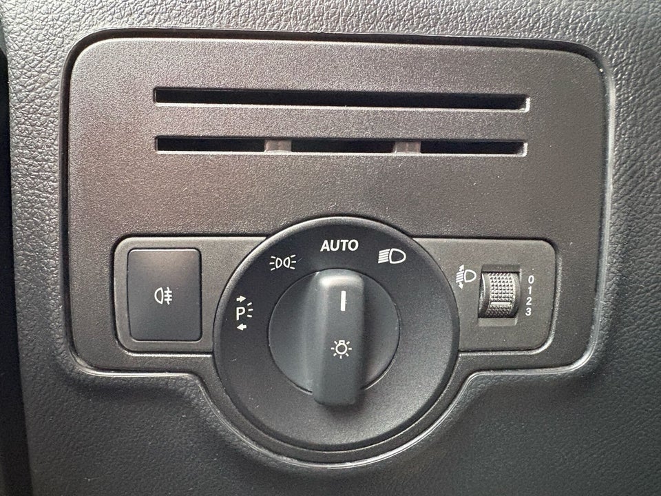 Mercedes Vito 114 2,0 CDi Kassevogn aut. L RWD