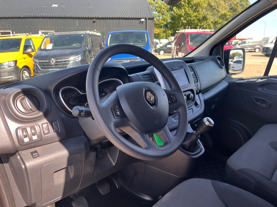 Renault Trafic T29 2,0 dCi 120 L2H1