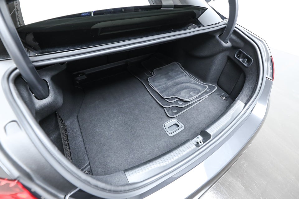 Mercedes C200 1,5 AMG Line aut. 4d