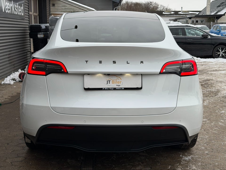 Tesla Model Y Long Range AWD 5d