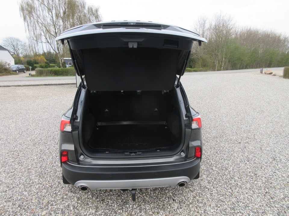 Ford Kuga 2,5 PHEV Titanium CVT 5d