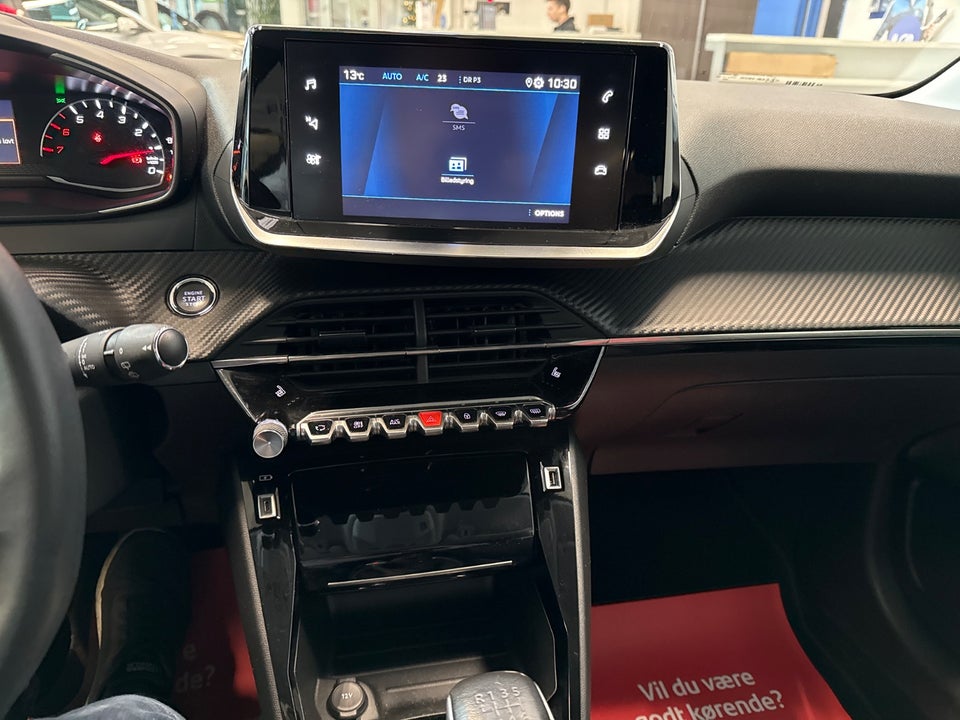 Peugeot 208 1,2 PureTech 100 Platin Pack 5d