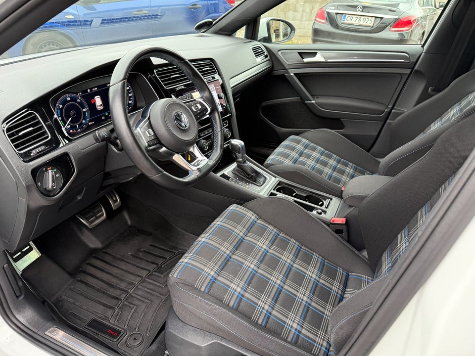 VW Golf VII 1,4 GTE DSG 5d