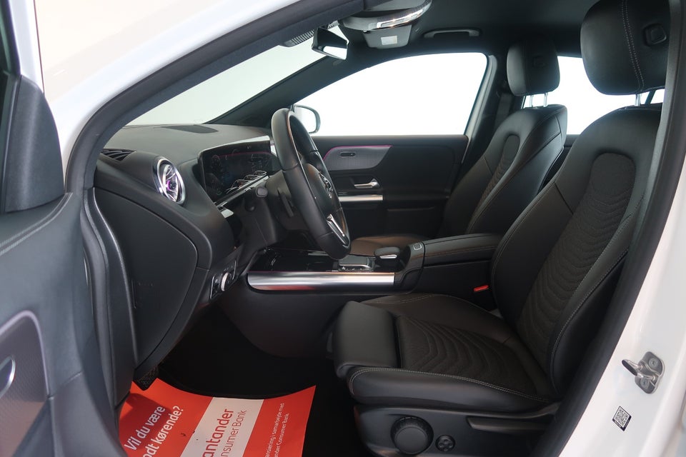 Mercedes EQA300 Progressive 4Matic 5d