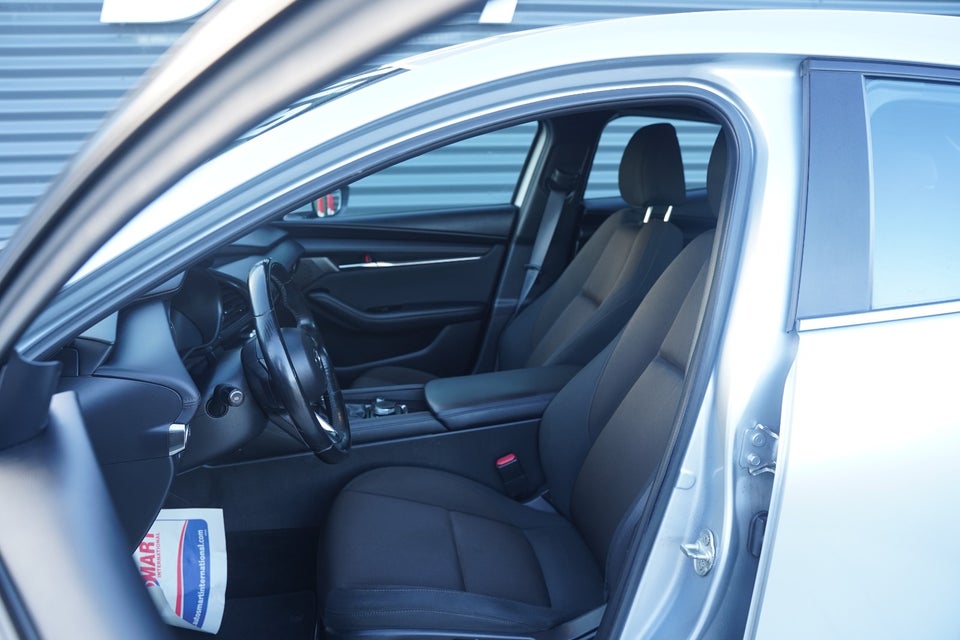 Mazda 3 2,0 e-SkyActiv-G 150 Cosmo aut. 4d