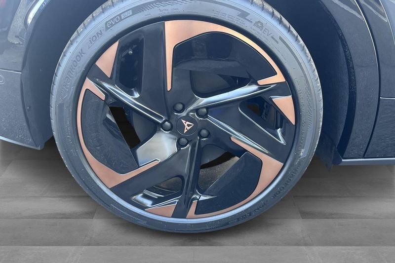 Cupra Tavascan 77 Adrenaline 5d