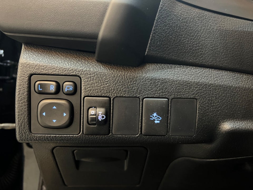 Toyota Auris 1,8 Hybrid H2 Comfort Touring Sports CVT 5d