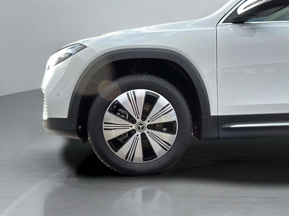 Mercedes EQB250+ Progressive 7prs 5d