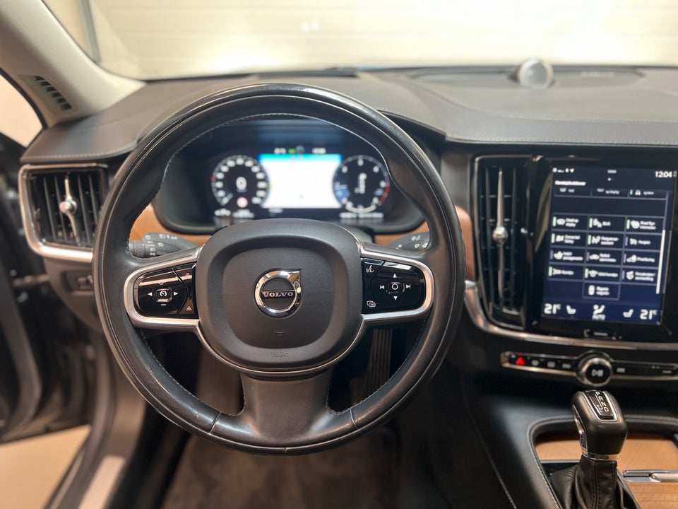 Volvo S90 2,0 D5 235 Inscription+ aut. AWD 4d