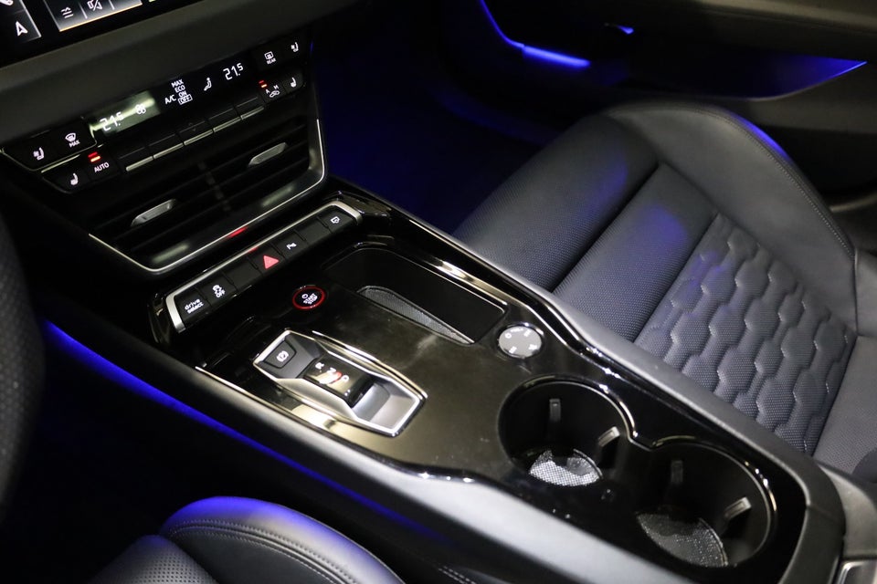 Audi e-tron GT quattro 4d