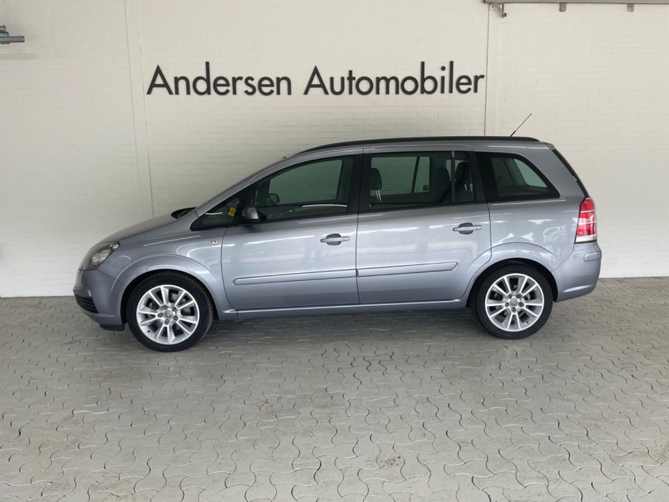 Opel Zafira 2,2 16V 150 Enjoy 5d