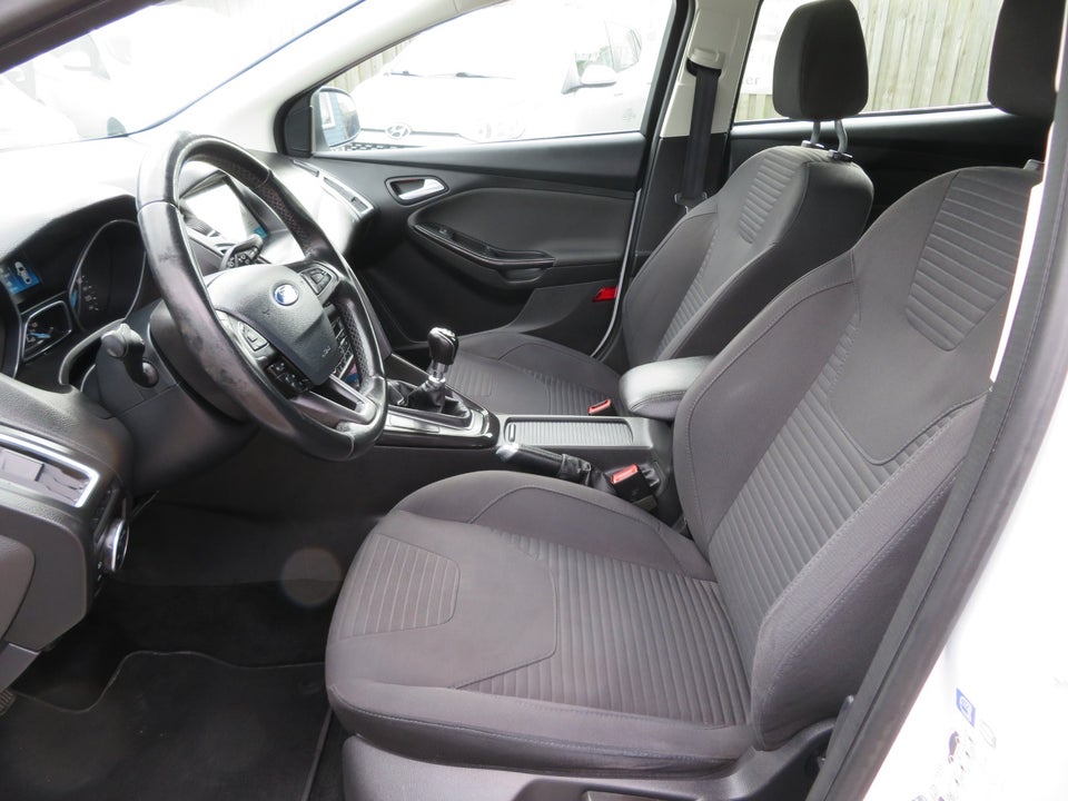 Ford Focus 1,0 SCTi 125 Titanium stc. 5d