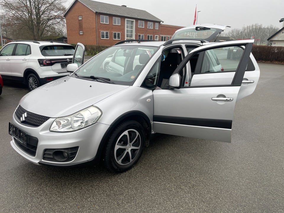 Suzuki SX4 1,6 CombiBack GLX 5d