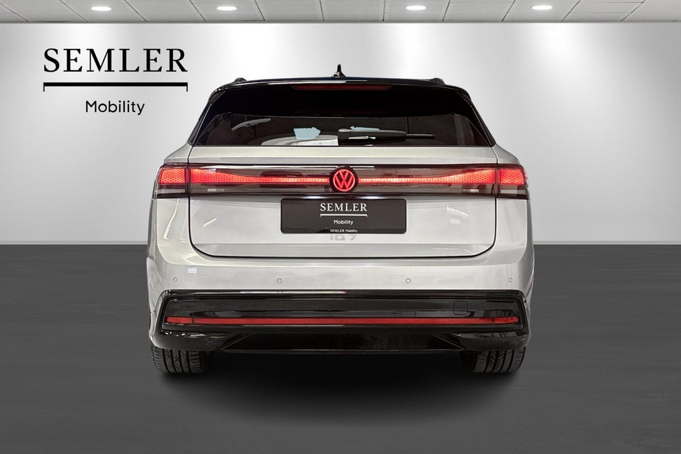 VW ID.7 77 Style+ Tourer 5d