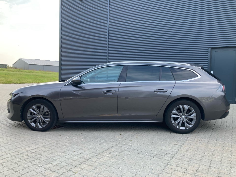 Peugeot 508 1,5 BlueHDi 130 Allure SW 5d