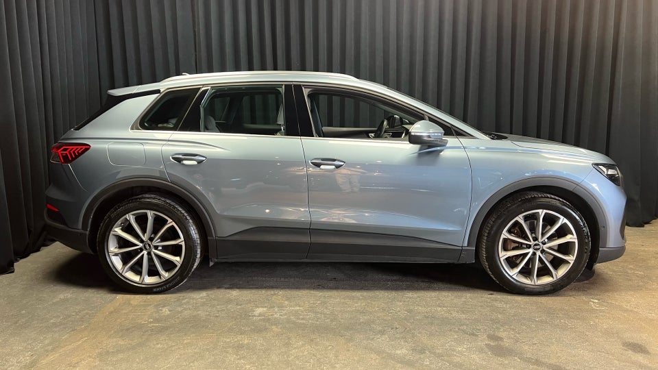 Audi Q4 e-tron 40  5d