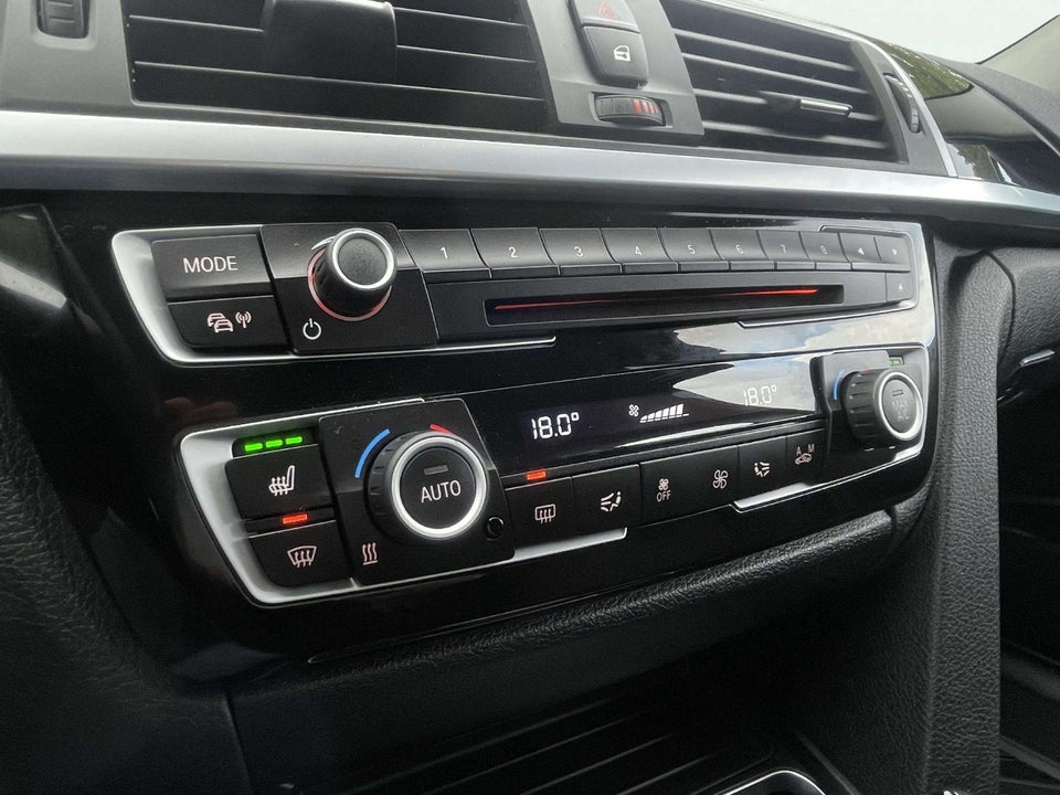 BMW 320i 2,0 Touring aut. 5d