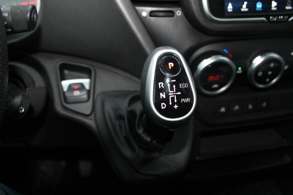 Iveco Daily 2,3 35S16 18m³ Van AG8