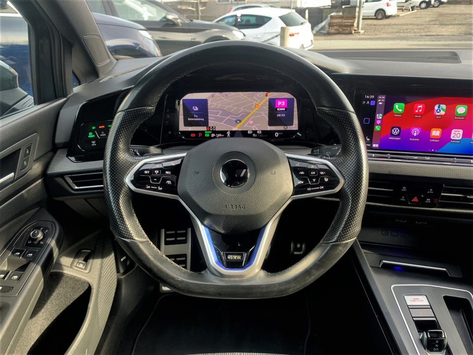 VW Golf VIII 1,4 GTE DSG 5d