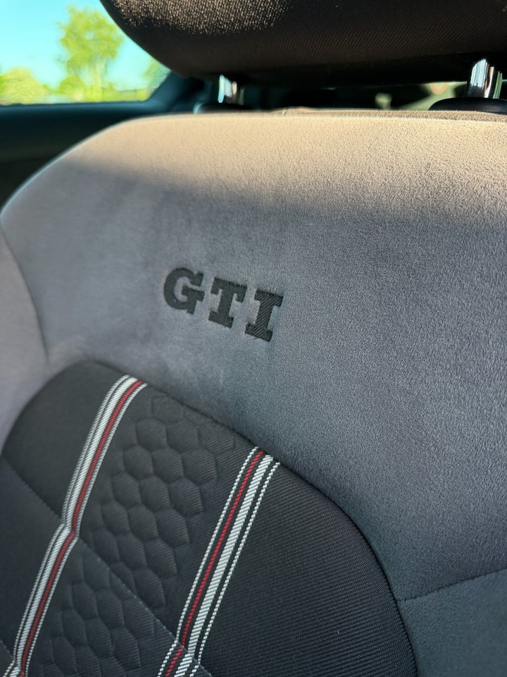 VW Golf VII 2,0 GTi Clubsport DSG 3d