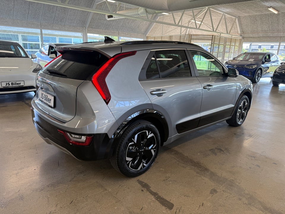 Kia Niro 64 EV Upgrade 5d